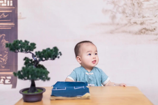 那曲宝宝几个月开始吃米粉